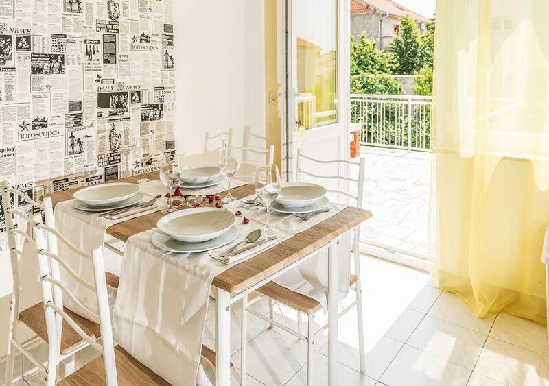 Apartments Tepavac Novi Vinodolski Exterior photo