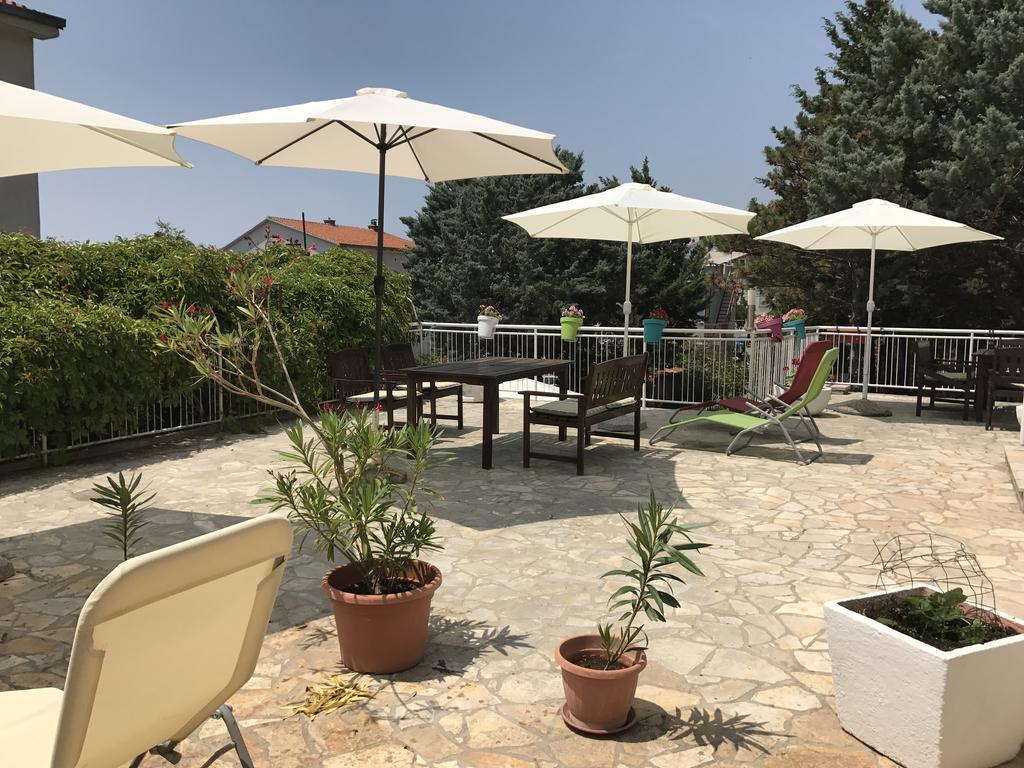 Apartments Tepavac Novi Vinodolski Exterior photo