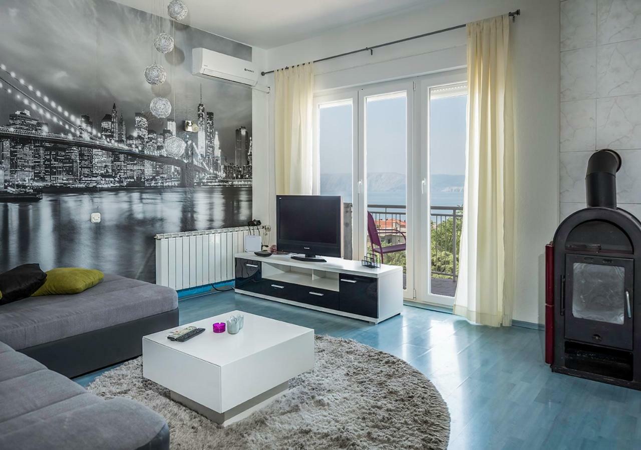 Apartments Tepavac Novi Vinodolski Exterior photo